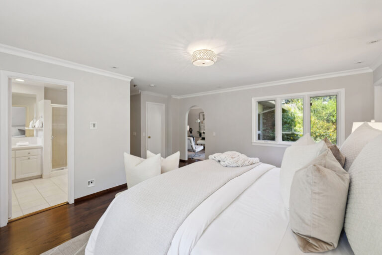 107-51-toyon-road.84212.p4k.036