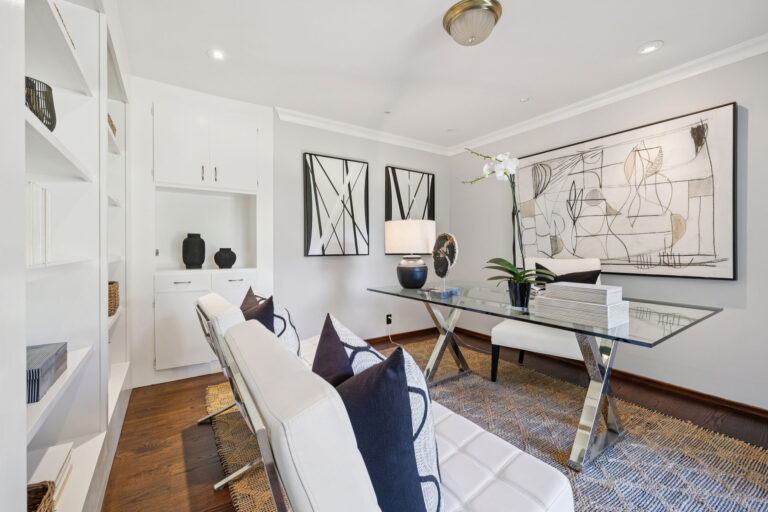 111-51-toyon-road.84212.p4k.038