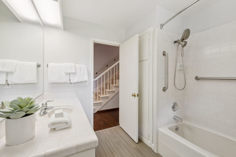 143-51-toyon-road.84212.p4k.054