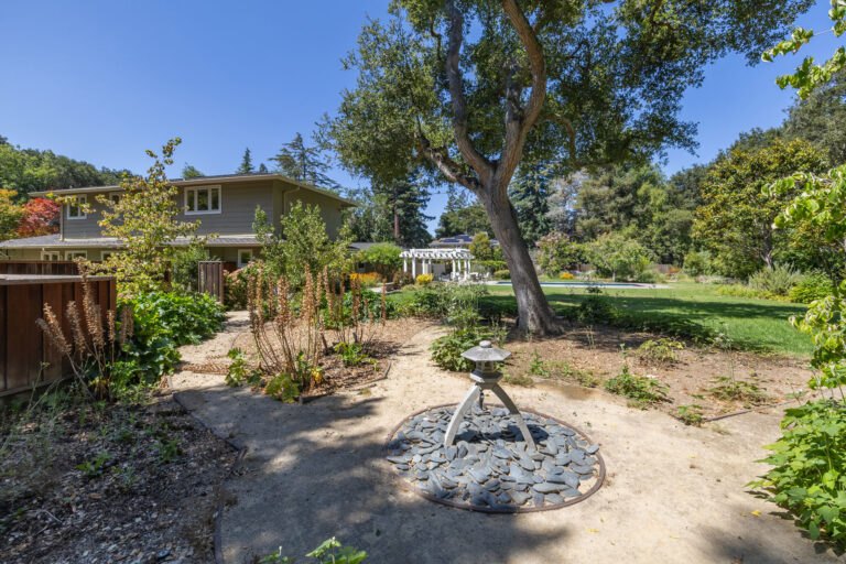 249-51-toyon-road.84212.p4k.097